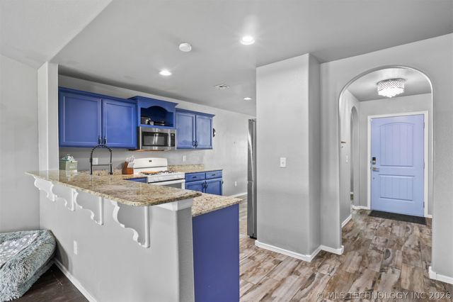 10904 N 117th East Place, Owasso, OK 74055