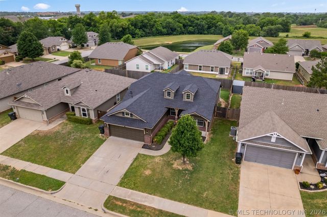 10904 N 117th East Place, Owasso, OK 74055