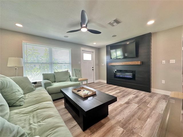 3324 PORT CHARLOTTE BOULEVARD, Port Charlotte, FL 33952