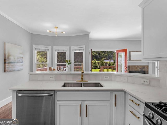 1347 Arkwright Place SE, Atlanta, GA 30317