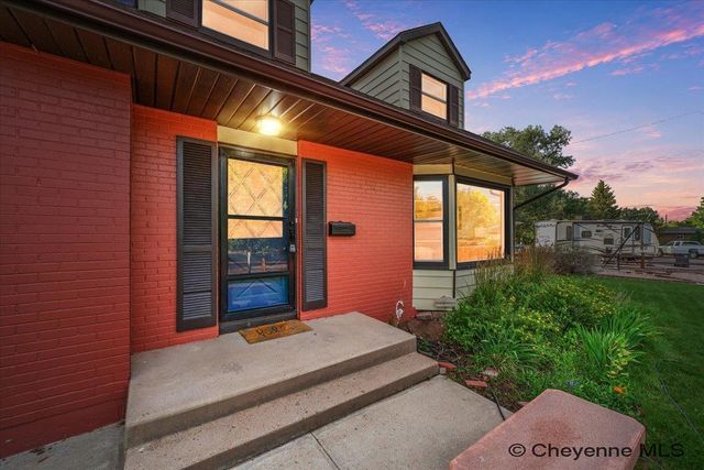 5163 SYCAMORE RD, Cheyenne, WY 82009