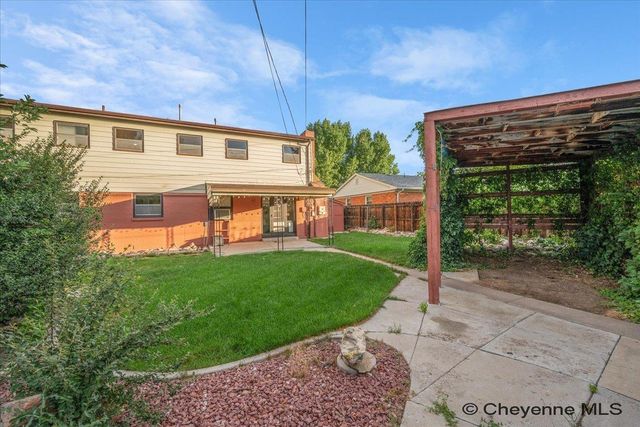 5163 SYCAMORE RD, Cheyenne, WY 82009