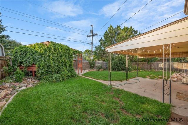 5163 SYCAMORE RD, Cheyenne, WY 82009