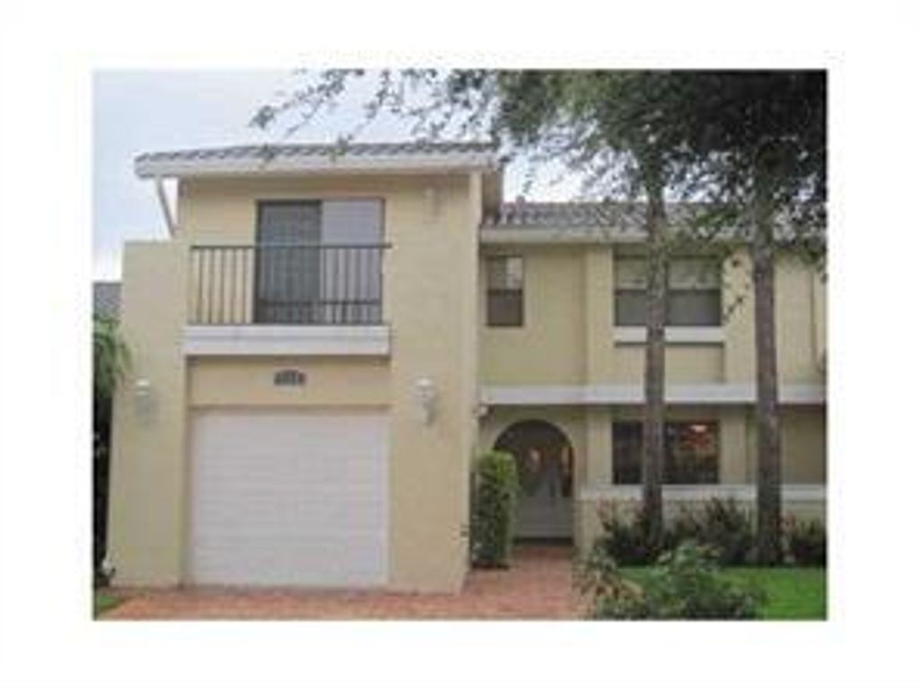 6115 Via Laguna, Boca Raton, FL 33433