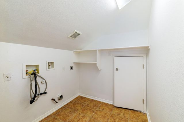 2995 Freemont ST, Round Rock, TX 78681