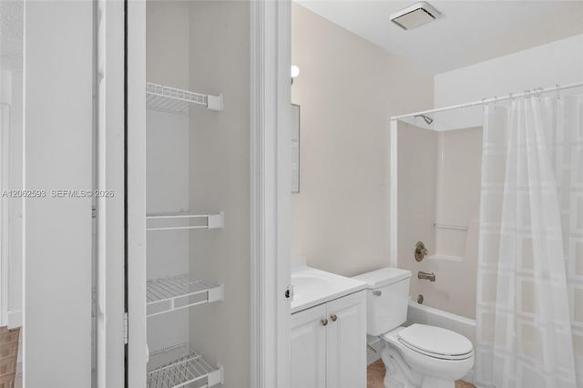 941 SW 7th Place, Florida City, FL 33034