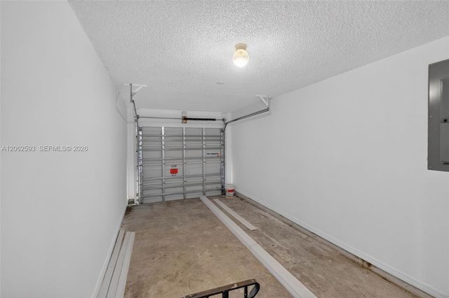 941 SW 7th Place, Florida City, FL 33034