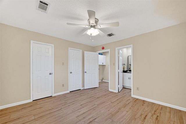 13822 Northlake Drive, Houston, TX 77049