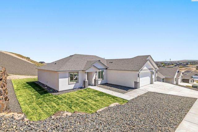 2903 S Osborne St, Kennewick, WA 99338