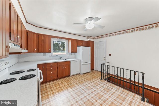 820 SPRUCE AVE, West Chester, PA 19382