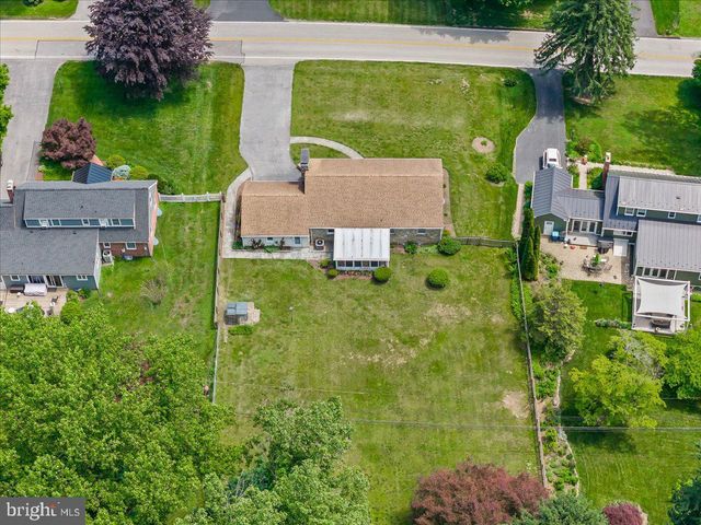 820 SPRUCE AVE, West Chester, PA 19382