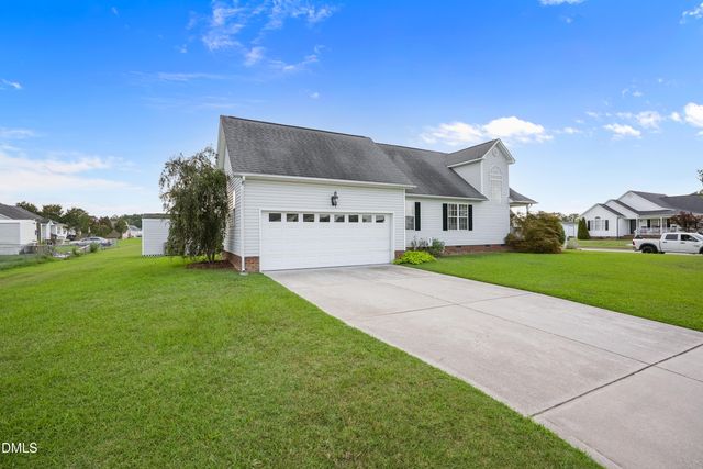 201 Bishop Lane, Dunn, NC 28334