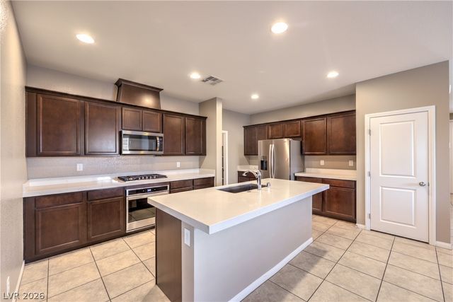 4658 Chestnut Tiger Street, North Las Vegas, NV 89031