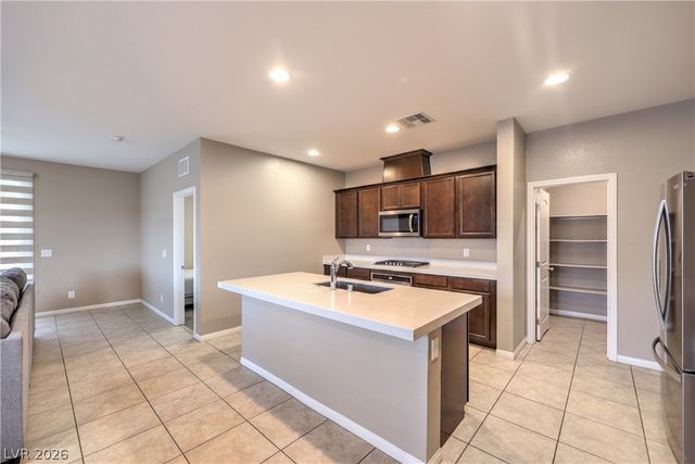 4658 Chestnut Tiger Street, North Las Vegas, NV 89031