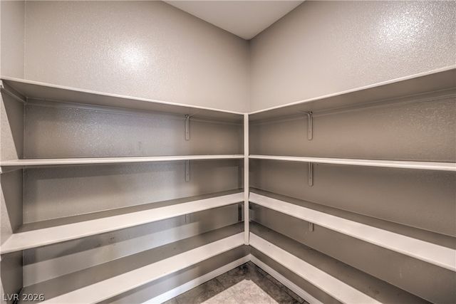 4658 Chestnut Tiger Street, North Las Vegas, NV 89031