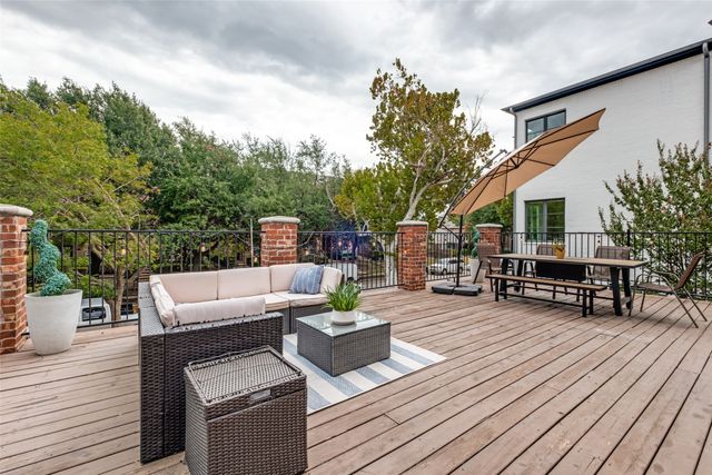 4231 Holland Avenue A, Dallas, TX 75219