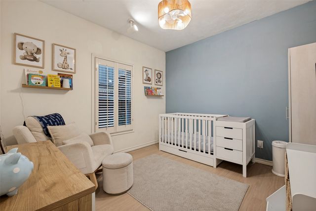 4231 Holland Avenue A, Dallas, TX 75219