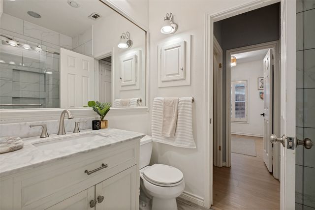 4231 Holland Avenue A, Dallas, TX 75219