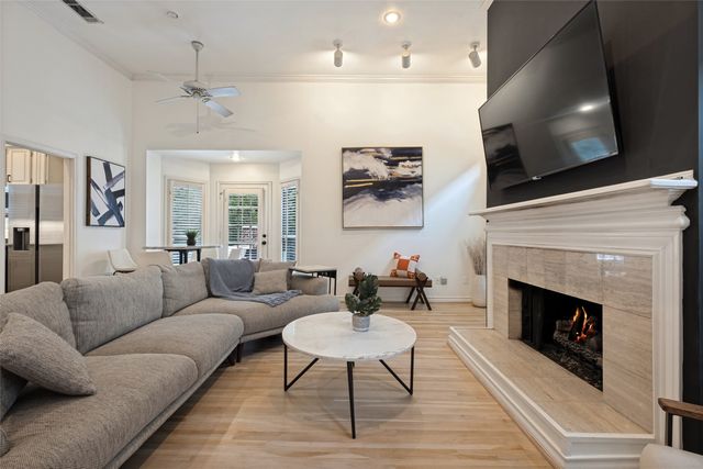 4231 Holland Avenue A, Dallas, TX 75219