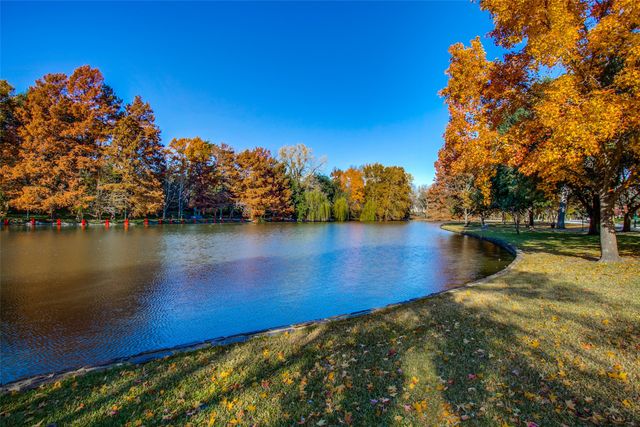 4231 Holland Avenue A, Dallas, TX 75219