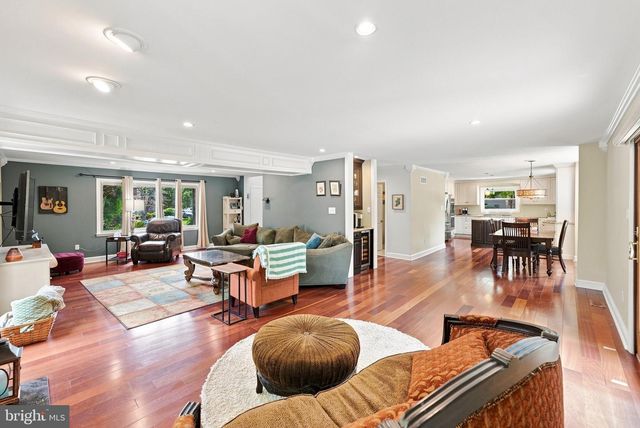105 UNION MILL TER, Mount Laurel, NJ 08054