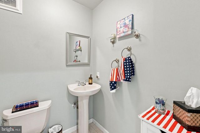 105 UNION MILL TER, Mount Laurel, NJ 08054