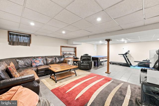 105 UNION MILL TER, Mount Laurel, NJ 08054
