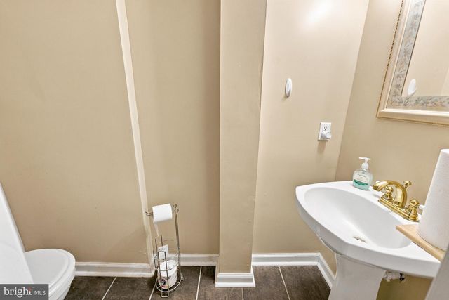 105 UNION MILL TER, Mount Laurel, NJ 08054