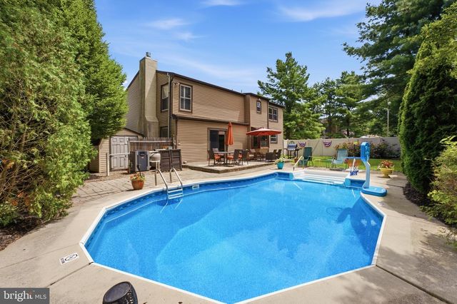 105 UNION MILL TER, Mount Laurel, NJ 08054