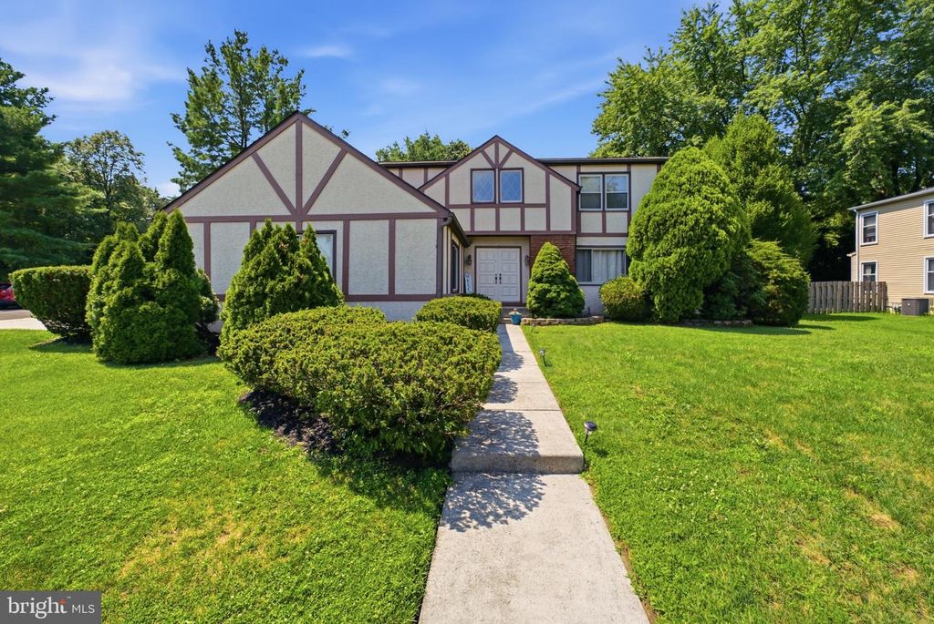 105 UNION MILL TER, Mount Laurel, NJ 08054