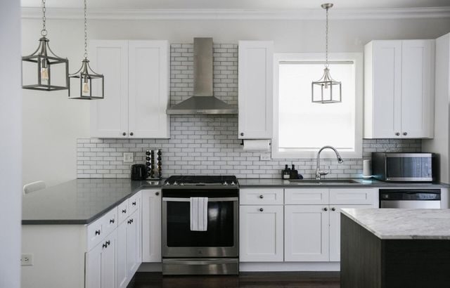 2146 N Kilpatrick Avenue, Chicago, IL 60639
