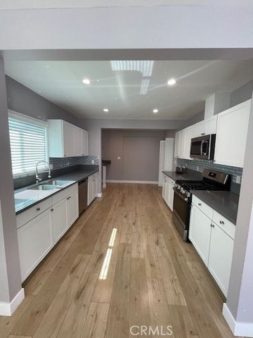 10802 Crockett Street, Sun Valley, CA 91352