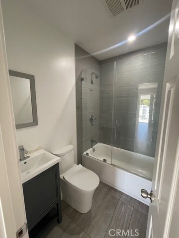 10802 Crockett Street, Sun Valley, CA 91352