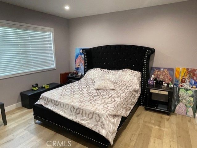 10802 Crockett Street, Sun Valley, CA 91352