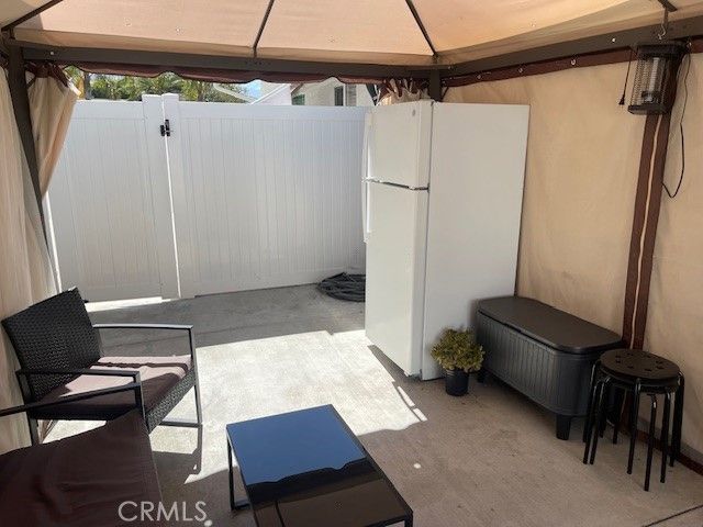 10802 Crockett Street, Sun Valley, CA 91352