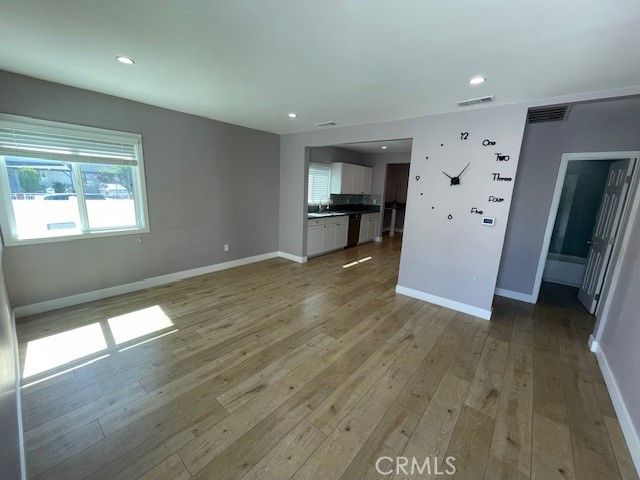 10802 Crockett Street, Sun Valley, CA 91352