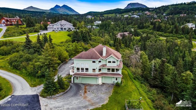 11800 Trails End Road, Anchorage, AK 99507
