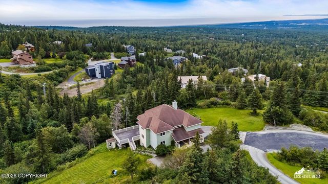 11800 Trails End Road, Anchorage, AK 99507