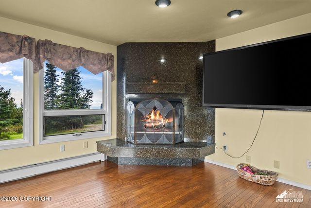 11800 Trails End Road, Anchorage, AK 99507