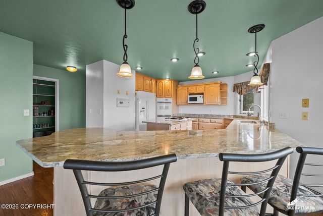 11800 Trails End Road, Anchorage, AK 99507