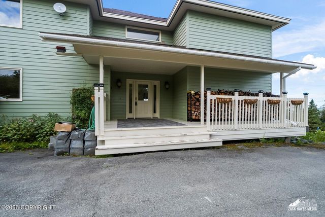 11800 Trails End Road, Anchorage, AK 99507