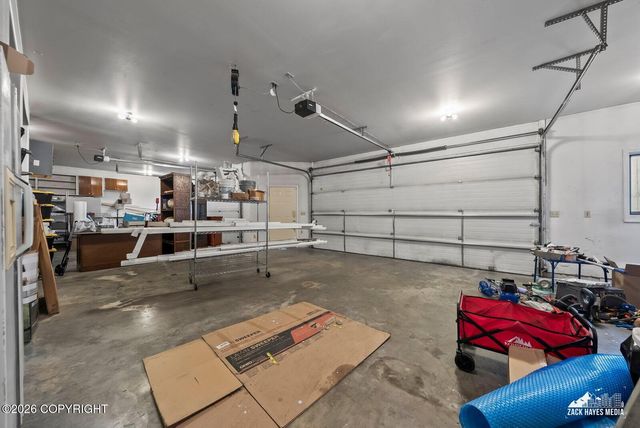 11800 Trails End Road, Anchorage, AK 99507