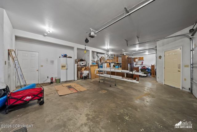 11800 Trails End Road, Anchorage, AK 99507