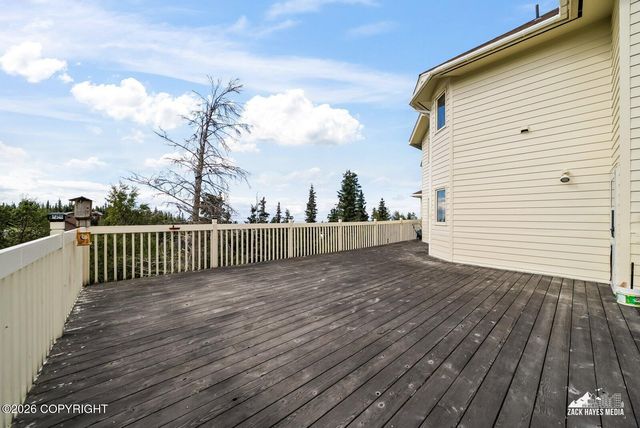 11800 Trails End Road, Anchorage, AK 99507