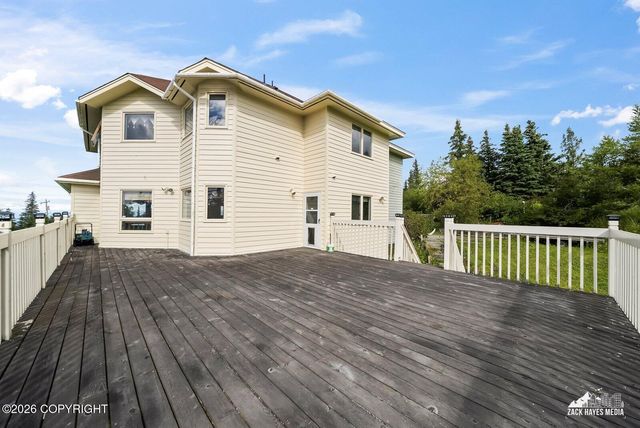 11800 Trails End Road, Anchorage, AK 99507