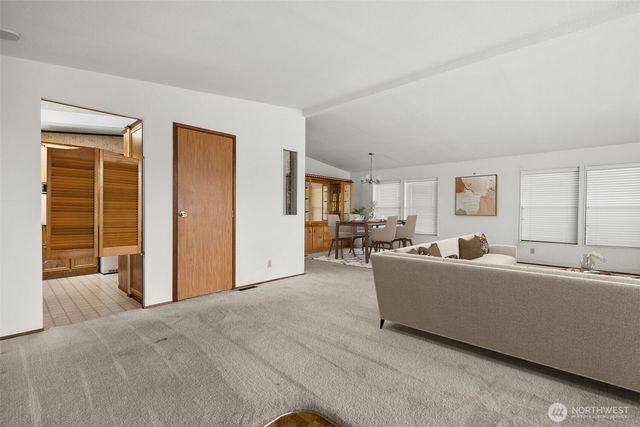 5212 Yakima Lane SE #104, Lacey, WA 98503