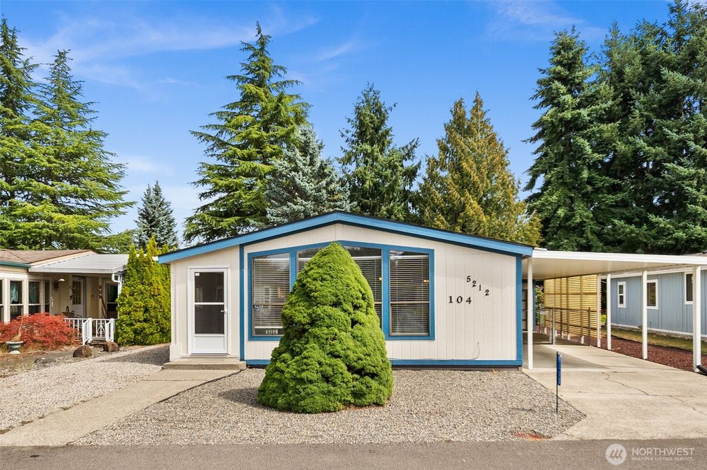5212 Yakima Lane SE #104, Lacey, WA 98503
