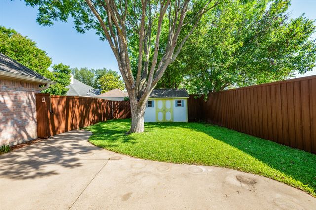 5919 Willow Wood Lane, Dallas, TX 75252