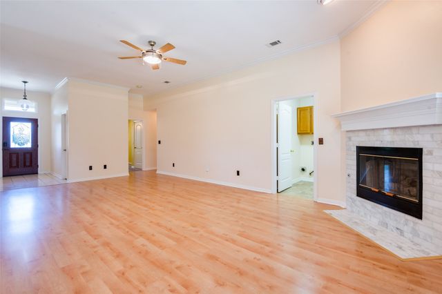 5919 Willow Wood Lane, Dallas, TX 75252