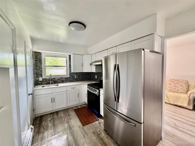 17 N Aspen Road, Middletown, NY 10940